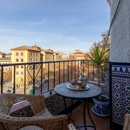 Piso Arco De Elvira Plaza Del Triunfo Apartment Granada Bagian luar foto