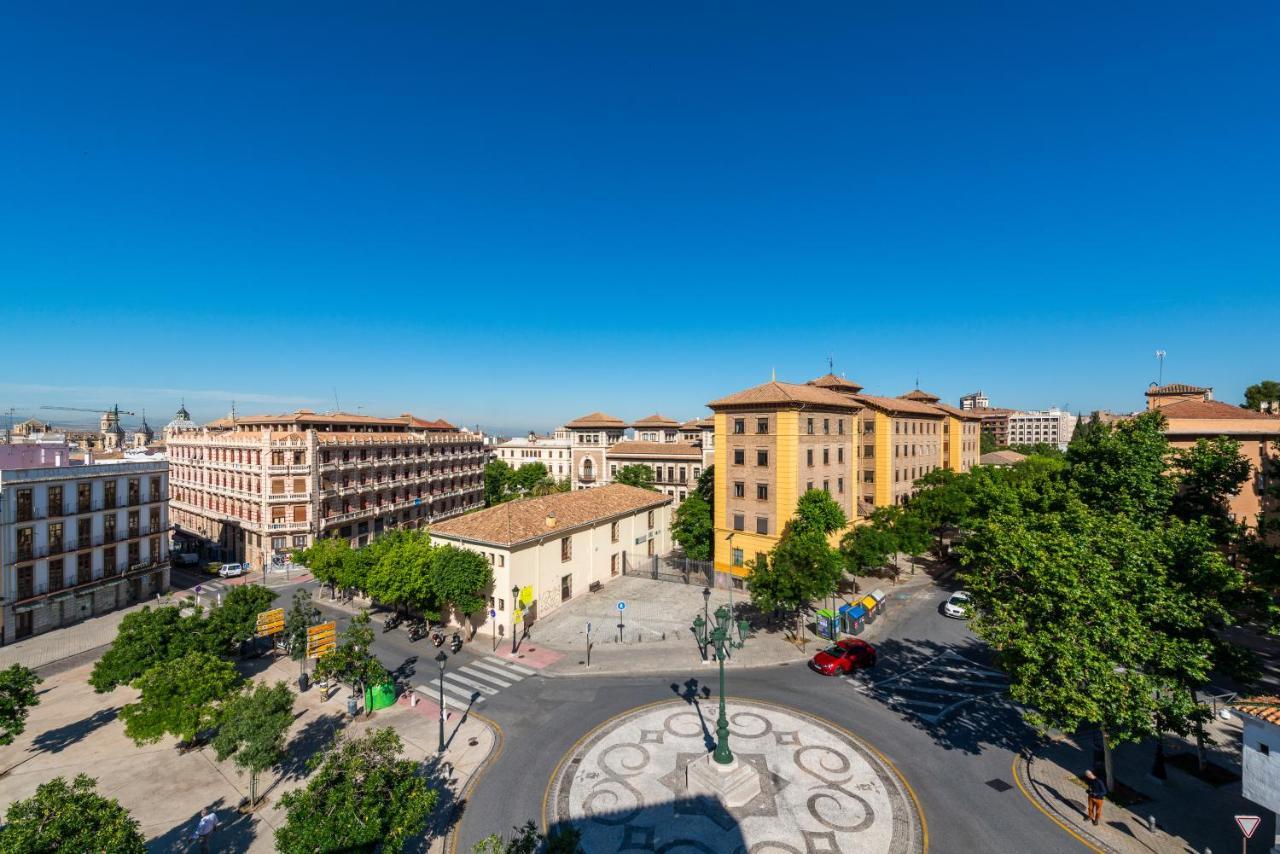 Piso Arco De Elvira Plaza Del Triunfo Apartment Granada Bagian luar foto