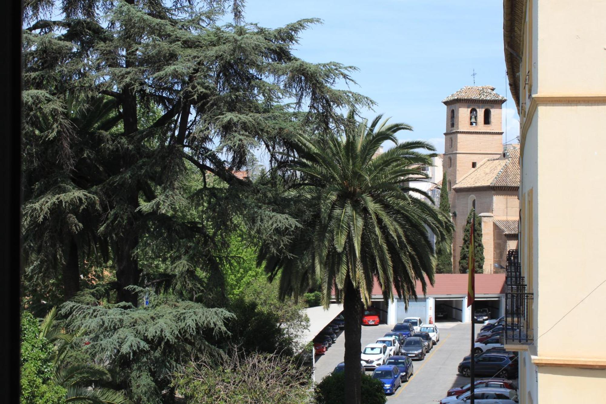 Piso Arco De Elvira Plaza Del Triunfo Apartment Granada Bagian luar foto