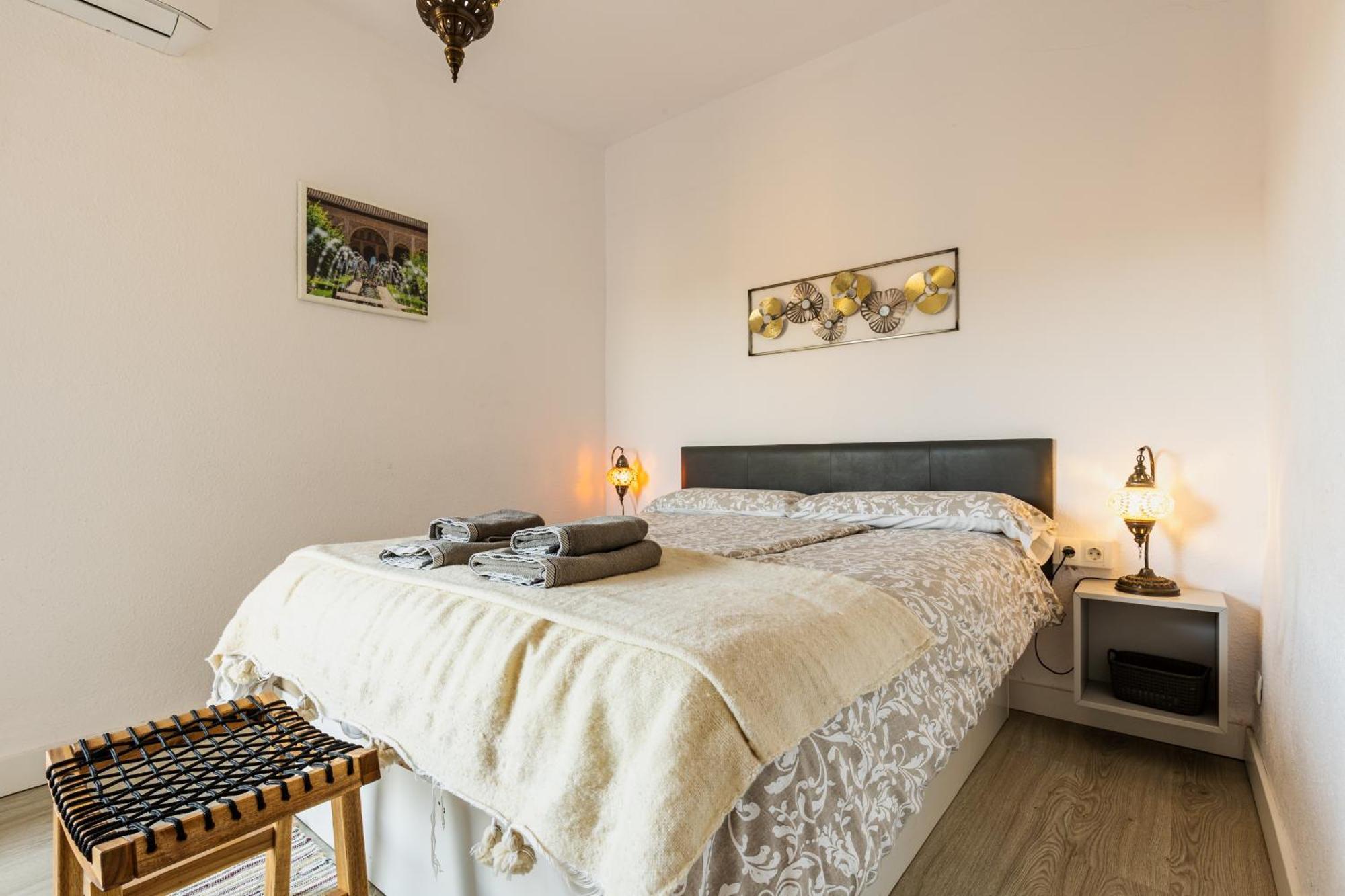 Piso Arco De Elvira Plaza Del Triunfo Apartment Granada Bagian luar foto